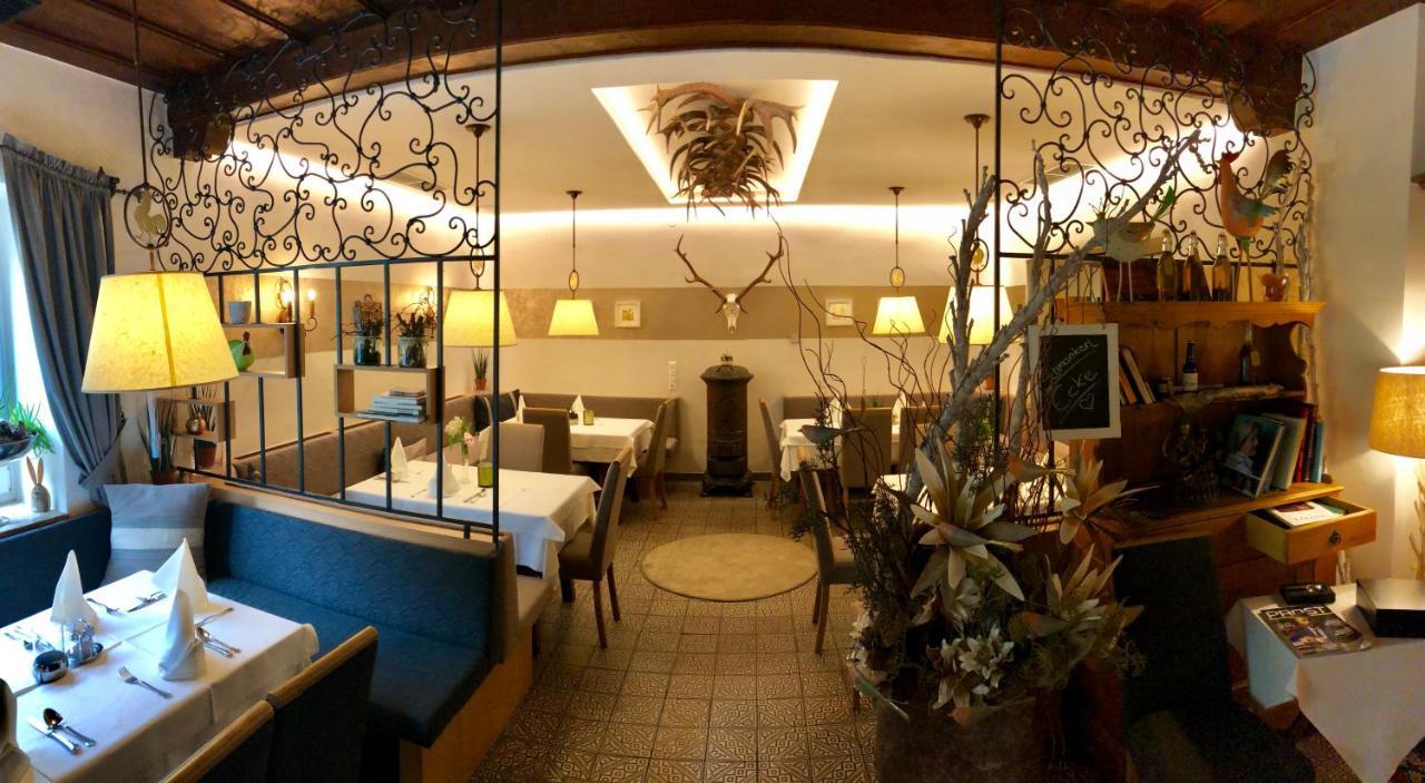 Landhotel Neugebauer Löllinggraben Buitenkant foto